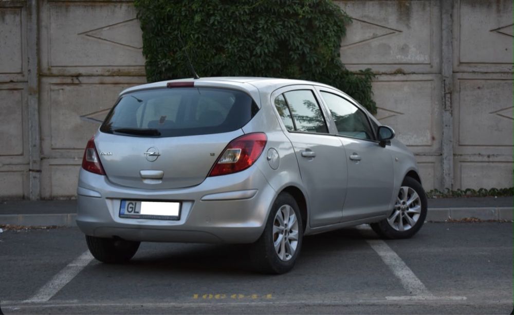 Opel Corsa 2007 / 120.000 km / consum mic