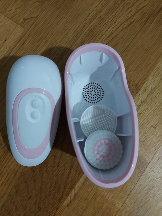 Aparat pentru curățarea tenului Miniso