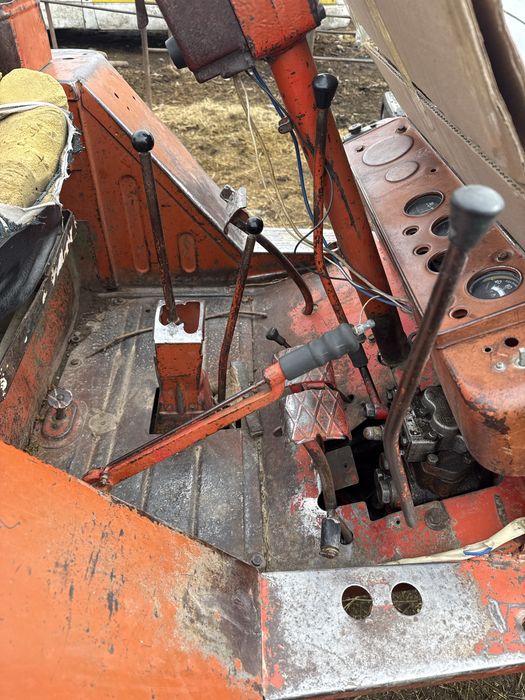 Трактор т25 на полном ходу