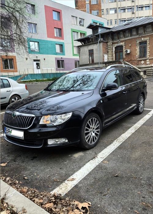 Skoda Superb 2011