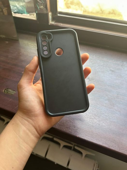 Смартфон Redmi Note 8 4+2/128GB в идеальном состоянии