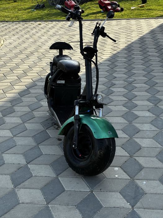 Vând scuter electric în stare bună
