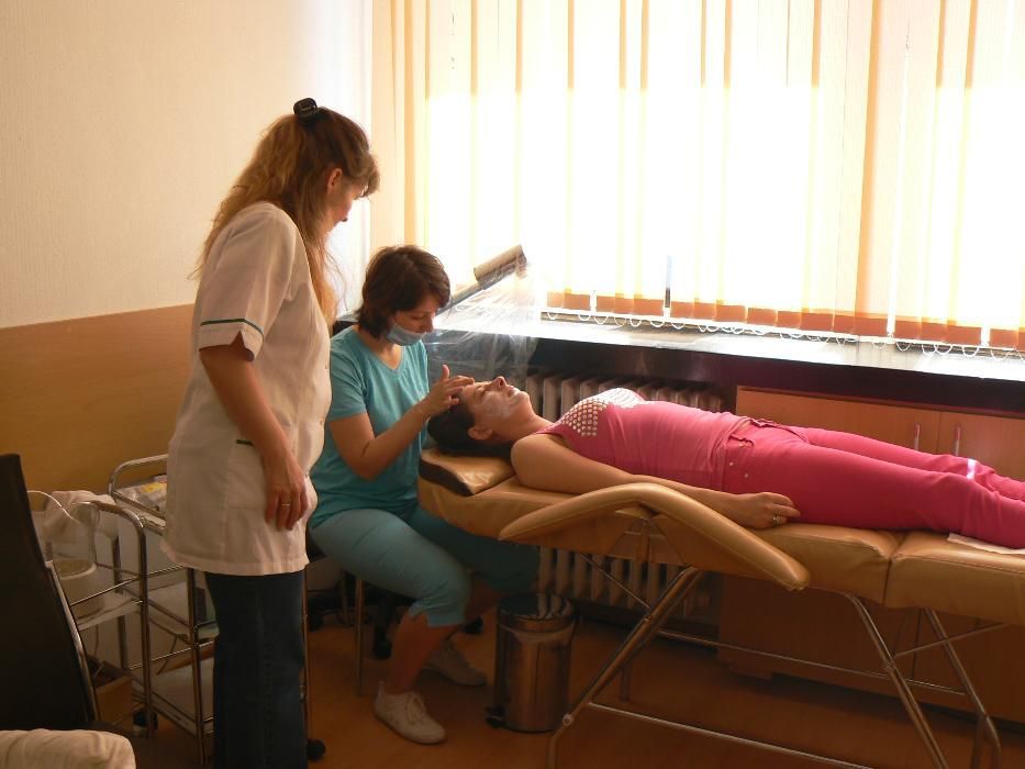 Курс по козметика, козметични курсове и обучение на козметици