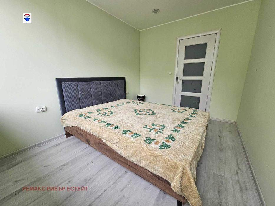 Продава се Двустаен апартамент в Русе, Дружба 3 - 61 кв.м за 1015 €/кв.м - Снимка #7