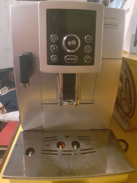 Aparat de cafea Delonghi,în stare excelenta!