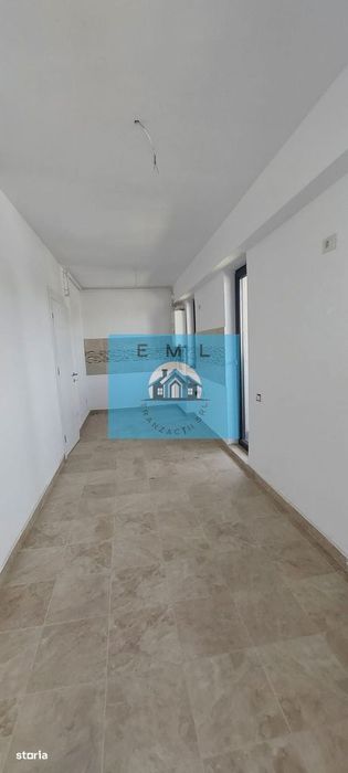 Apartament cu terasa si balcon