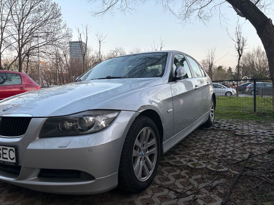 宝马320D 2007年自动挡汽车