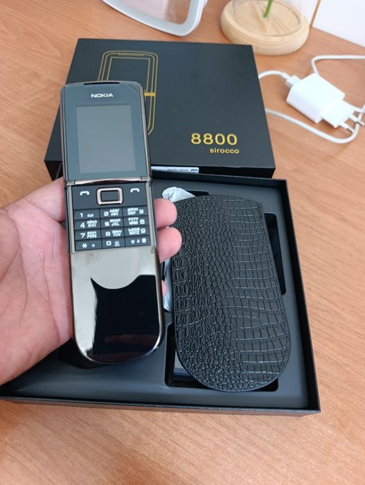 Nokia 8800 Sirocco