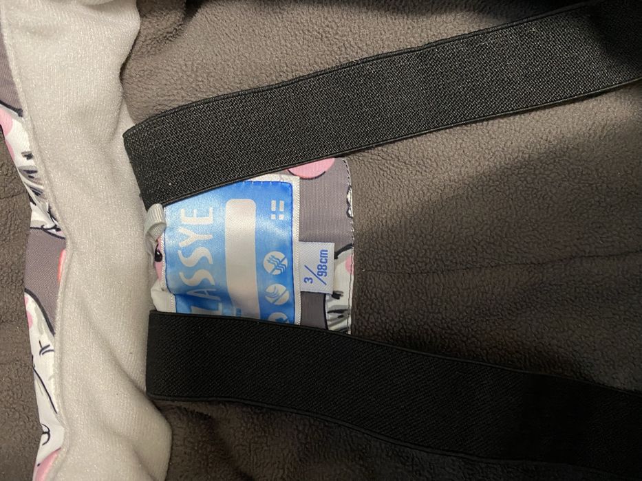 Продам Комбинезон зима для девочки