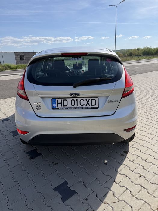 FORD Fiesta 2010 — imagine 2