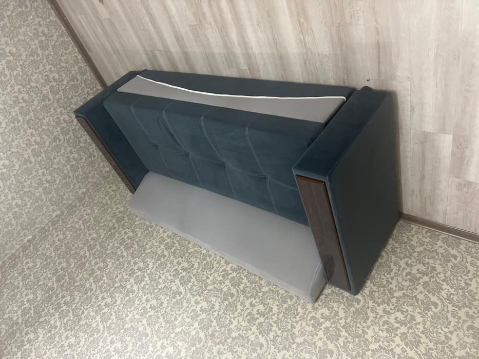Продается раскладной диван