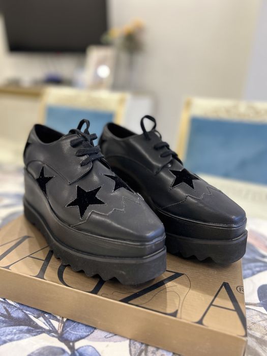 Ботинки черные