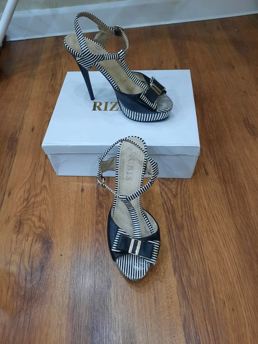 Женские туфли    .