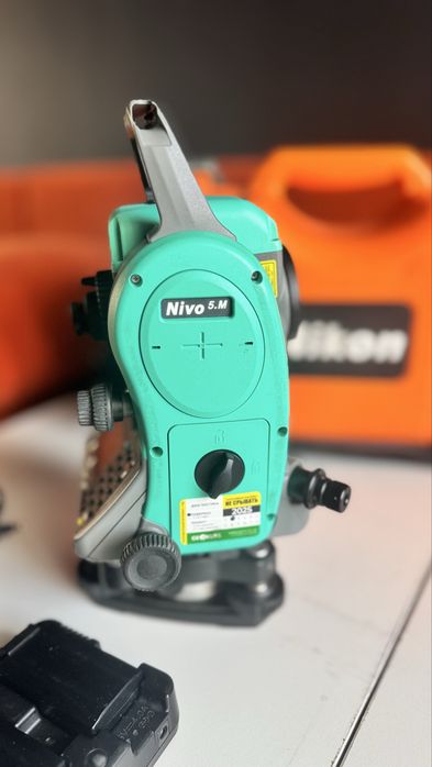 Тахеометр Nikon nivo5m