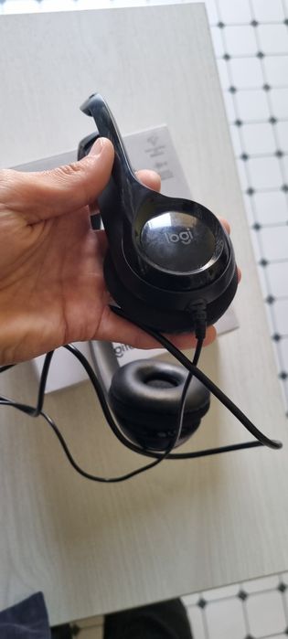 Наушник logitech