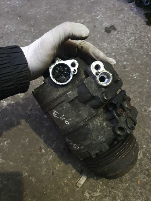 Compresor  aer conditionat Bmw E46 2.5 benzina
