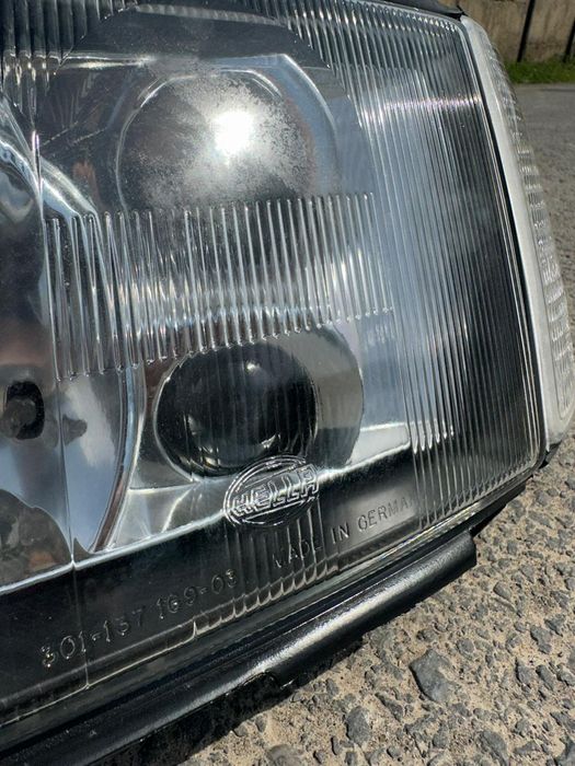 Фары Audi 100 S4C4 HELLA
