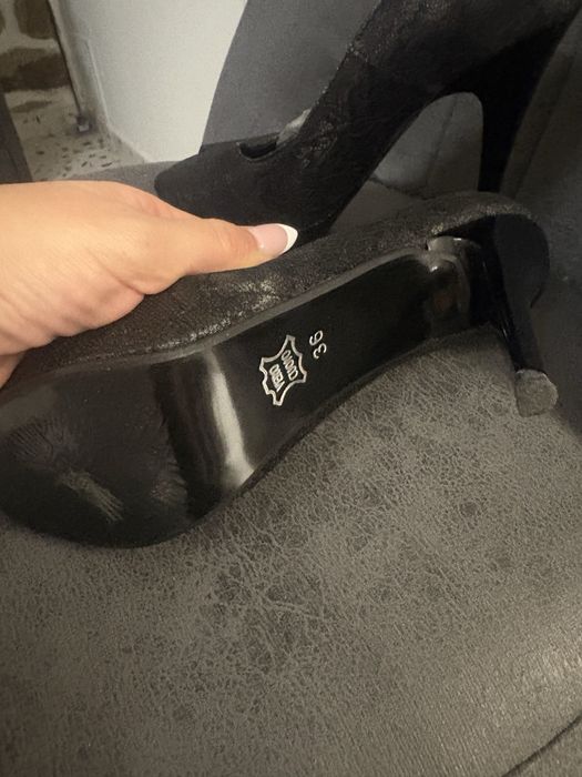 Дамски обувки на ток 37 н