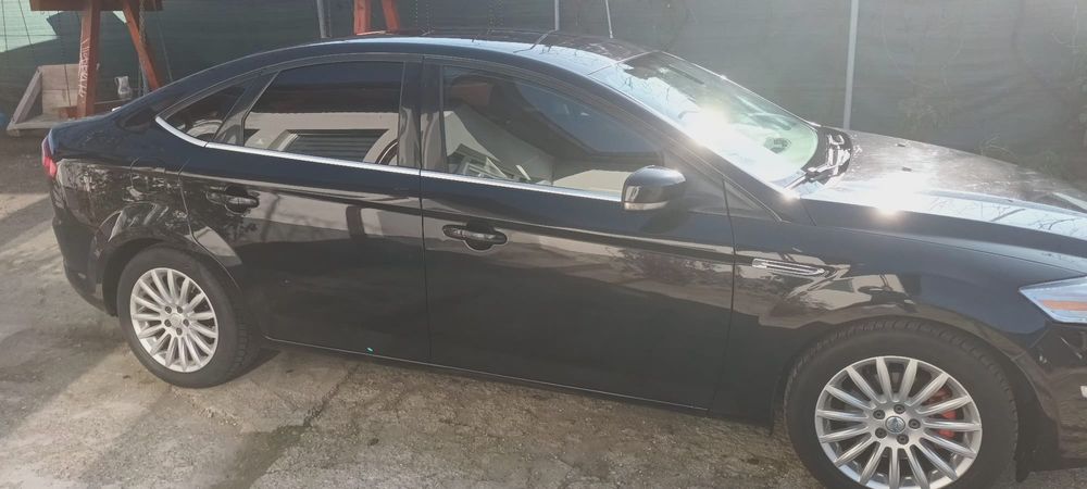 Vând Ford Mondeo 2.0