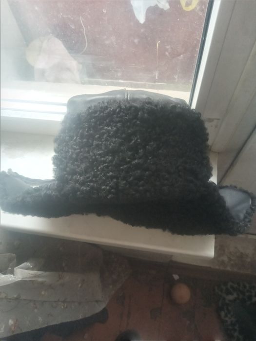 Продам шапку мужскую