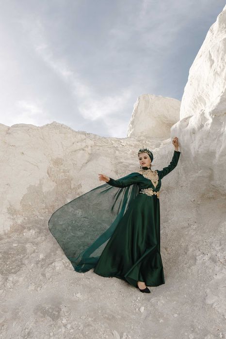 Свадебное платье на никах