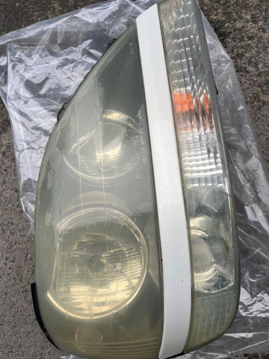 Фары от Lexus RX300 / Toyota Harrier