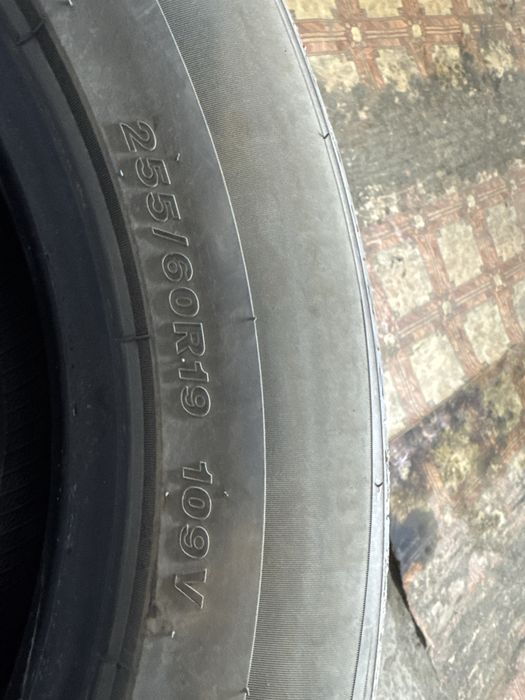 Покрышка 255/60 19 летный