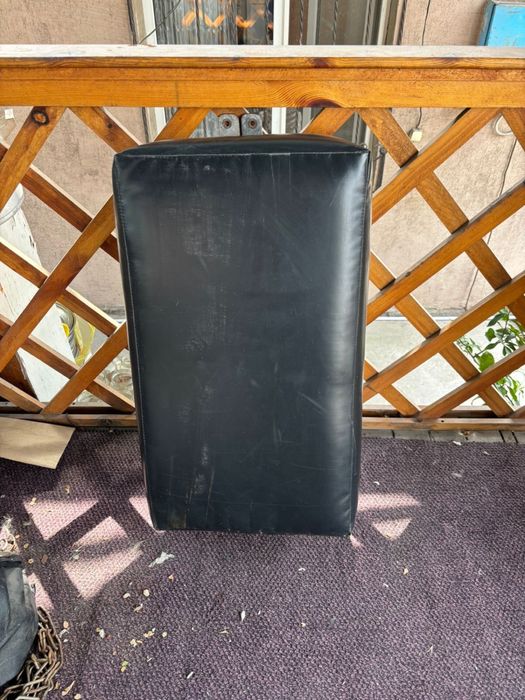 Настенная груша квадратная