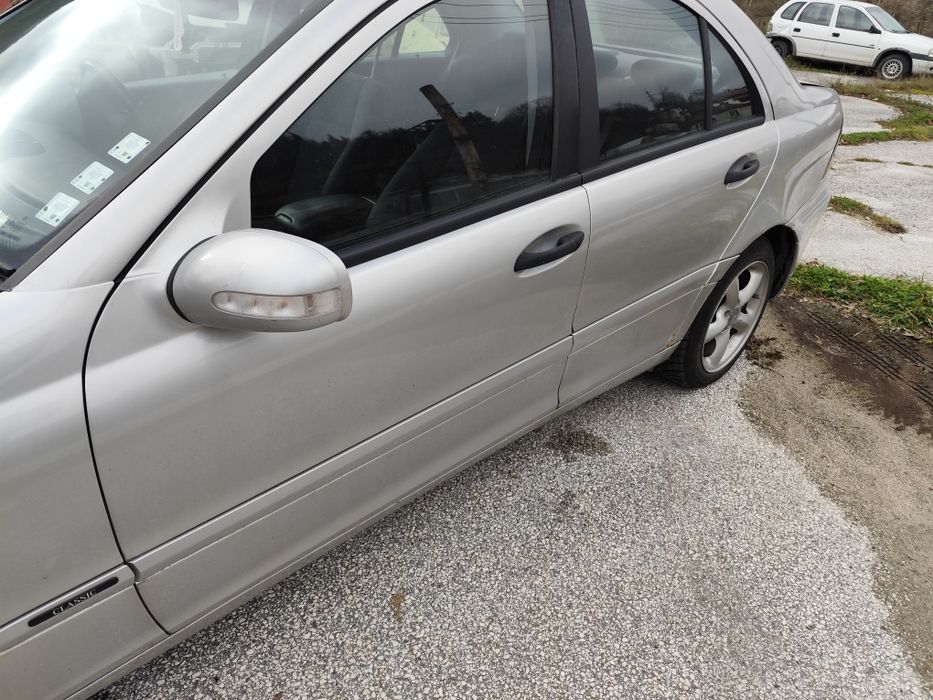 Mercedes W203 C180 На части