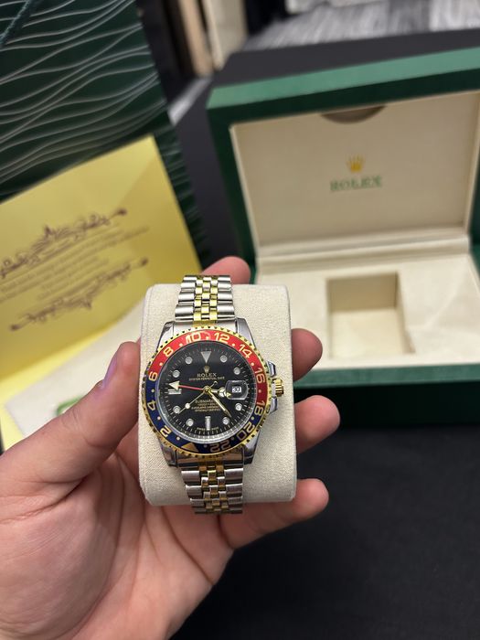Ceas model GMT bicolor roșu/albastru tip jubilee NOU în cutie full set