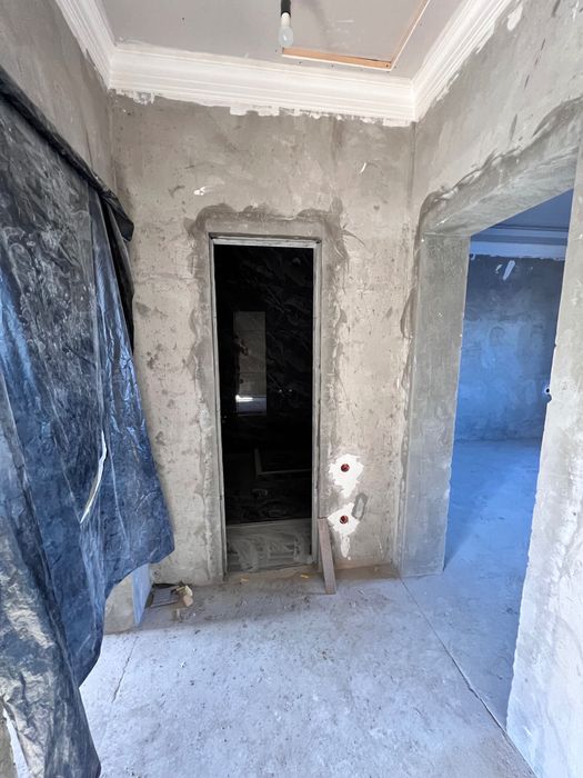 Продается новый коттедж состоит из 2 соток дом- 300квадратов 7 комнат