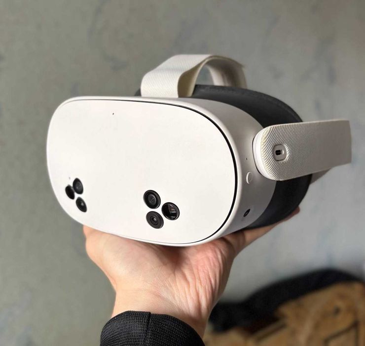 Oculus Quest 3S 128Gb в отличном состоянии