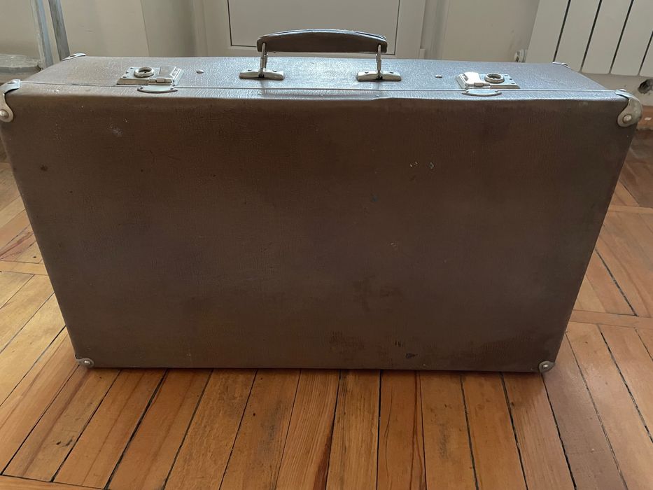 Чемодан, антиквариат.