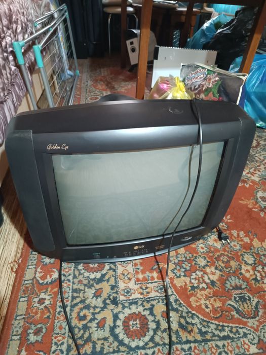 Отдам телевизор бесплатно