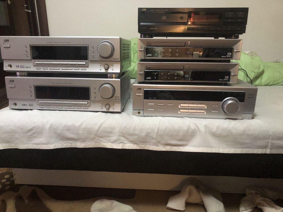 Amplitunere JVC ireprosabile , nereparate si subwoffer auto pasiv Pion