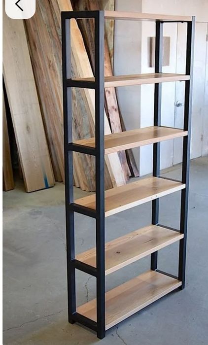 Stellaj v stile loft