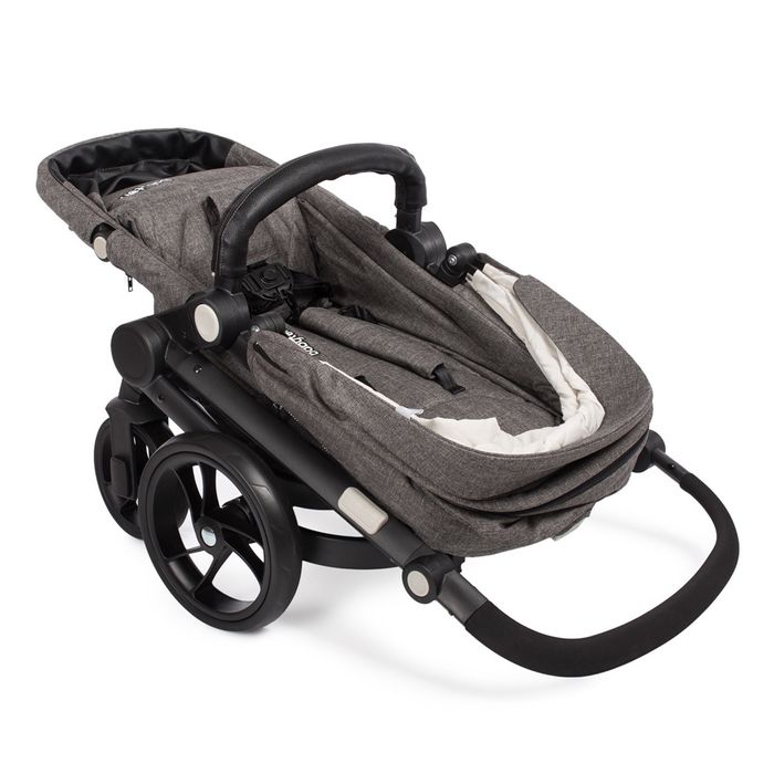 Продам коляску в отличном состоянии