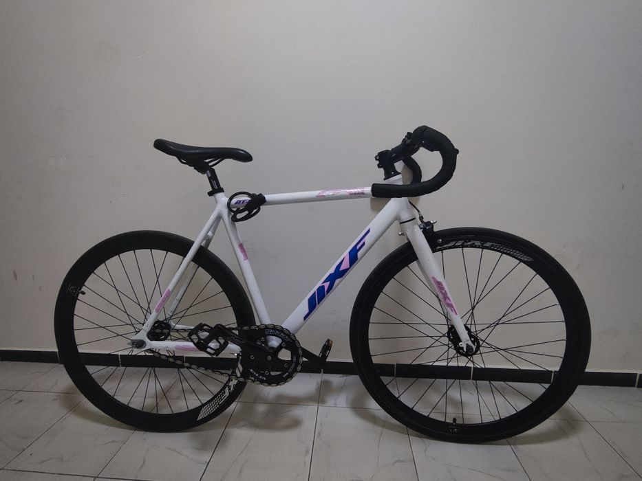 Продам или обменяю JIFX AT5