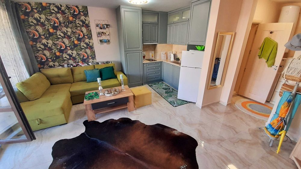 Продава се Едностаен апартамент в Свети Влас - 56 кв.м за 1411 €/кв.м - Снимка #2