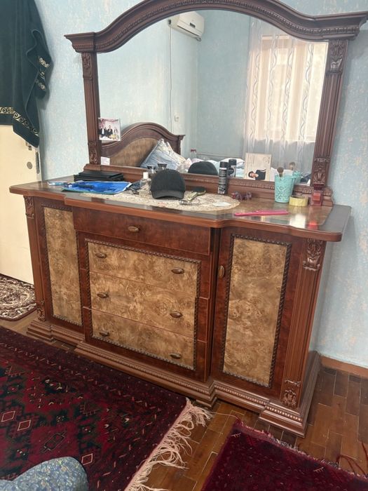 Продается спальный гарнитур, производство  Китай, в хорошем состоянии