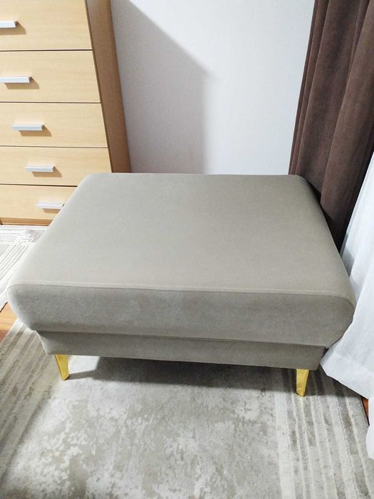 Fotoliu de vânzare.