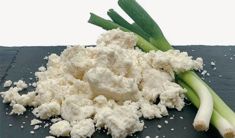 Vând produse din lapte de oaie!