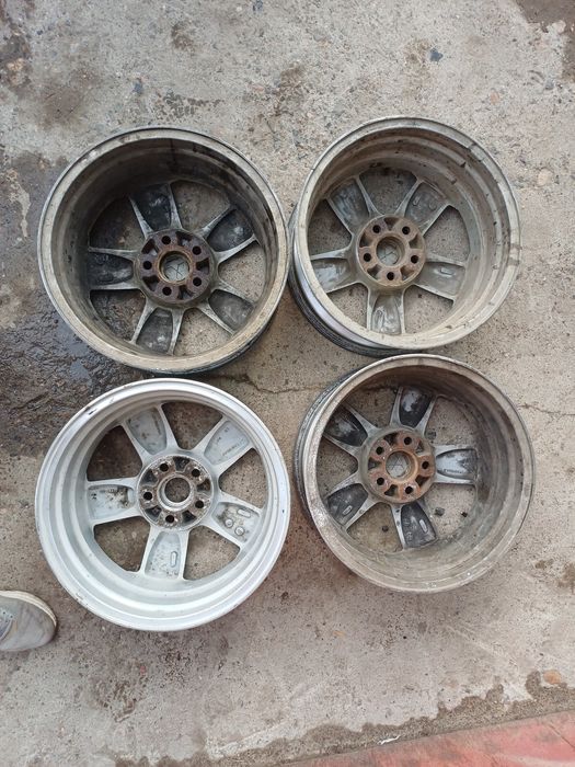 Продам оригинальные диски R17  на MITSUBISHI