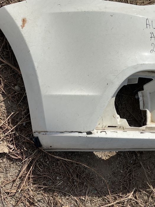 Audi A1 2011 предна броня дясна част и лява част S line