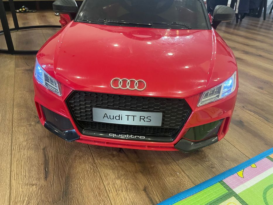 Акумулаторна кола Ауди ТТ