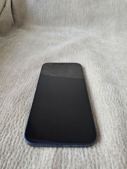 Продам iPhone 12 128gb в отличном состоянии