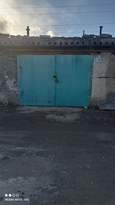 Продается  гараж  сухой яма есть