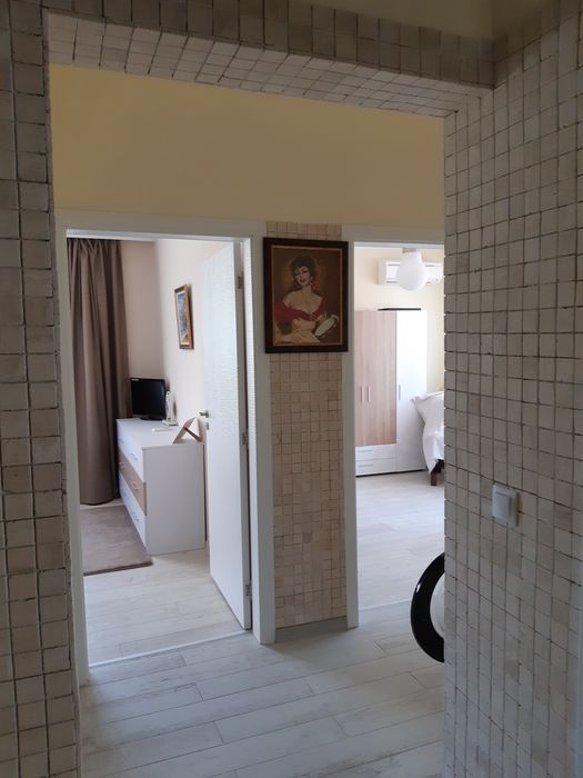 Продава се Тристаен апартамент в Хасково, Дружба 1 - 130 кв.м за 1500 €/кв.м - Снимка #8