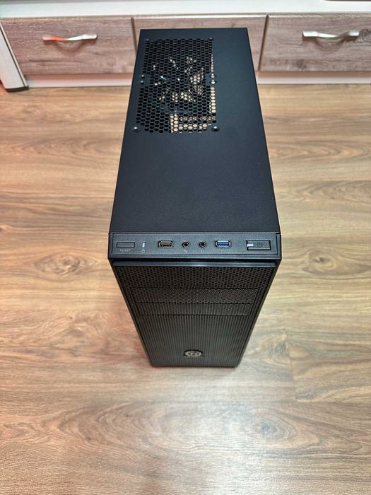 Корпус Thermaltake Versa H24
