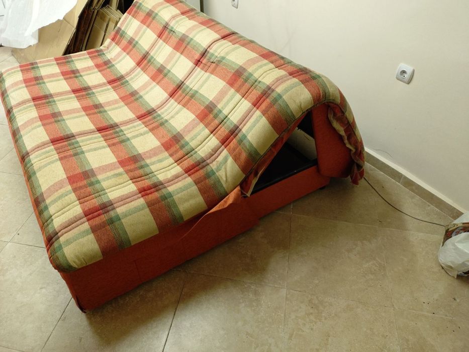 Разтегателно канапе